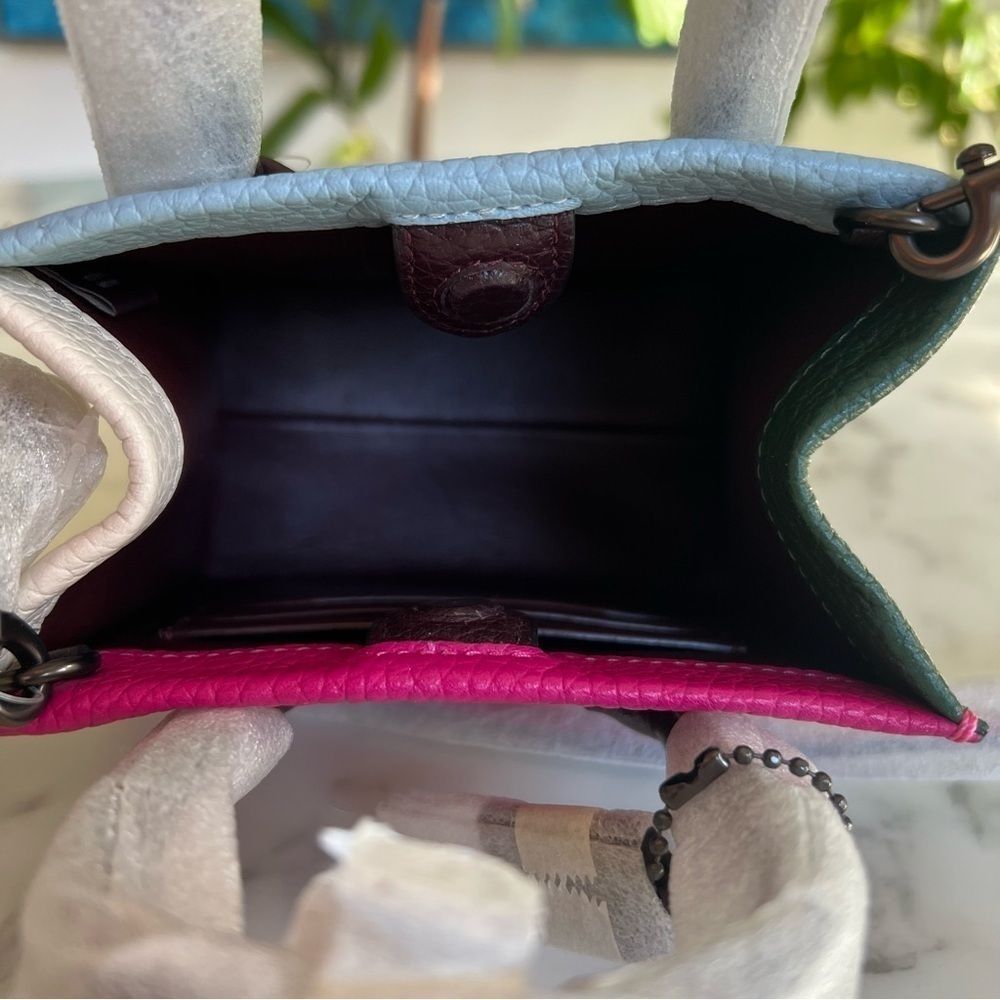 NWT COACH Cashin Carry Tote 14 Colorblock Cerise Pink Blue Green Leather Bag 746 - Picture 10 of 14